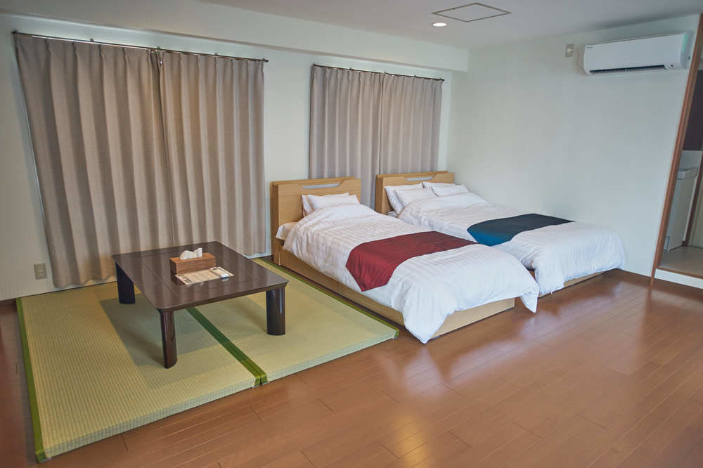 Sarangbang Hotel Kyoto Bagian luar foto